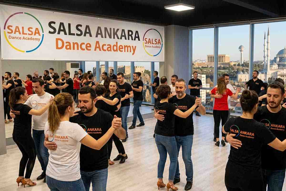 Salsa Kursu İle Hayatınıza Coşku Ve Enerji Katın